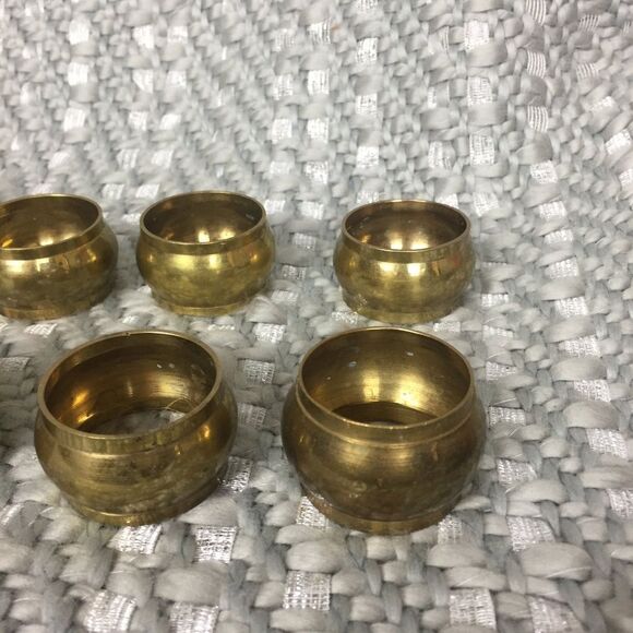 Traditional Brass Napkin Rings - Set of 12 - Picture 7 of 7